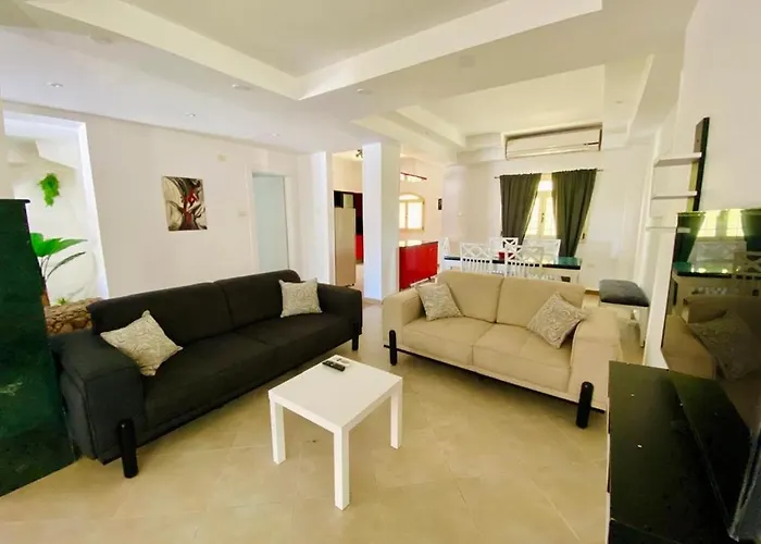 Hurghada-magawish 5 *